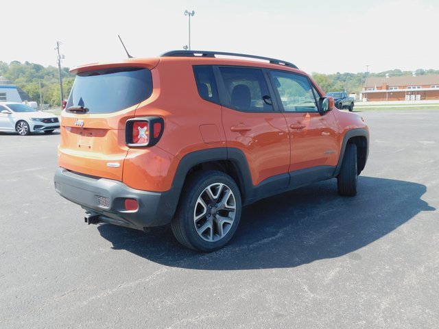 2017 Jeep Renegade Latitude North Edition photo 8