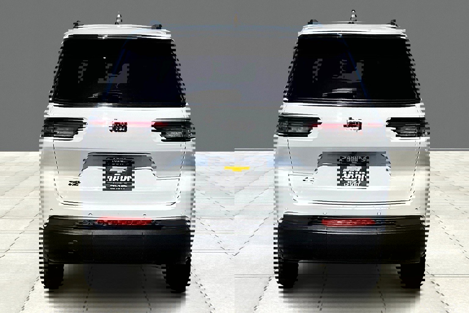 2023 Jeep Grand Cherokee Altitude photo 4
