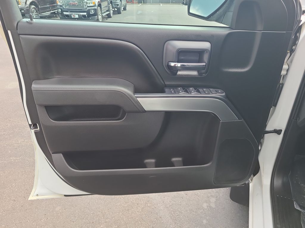 2015 Chevrolet Silverado 1500 LT1 photo 12
