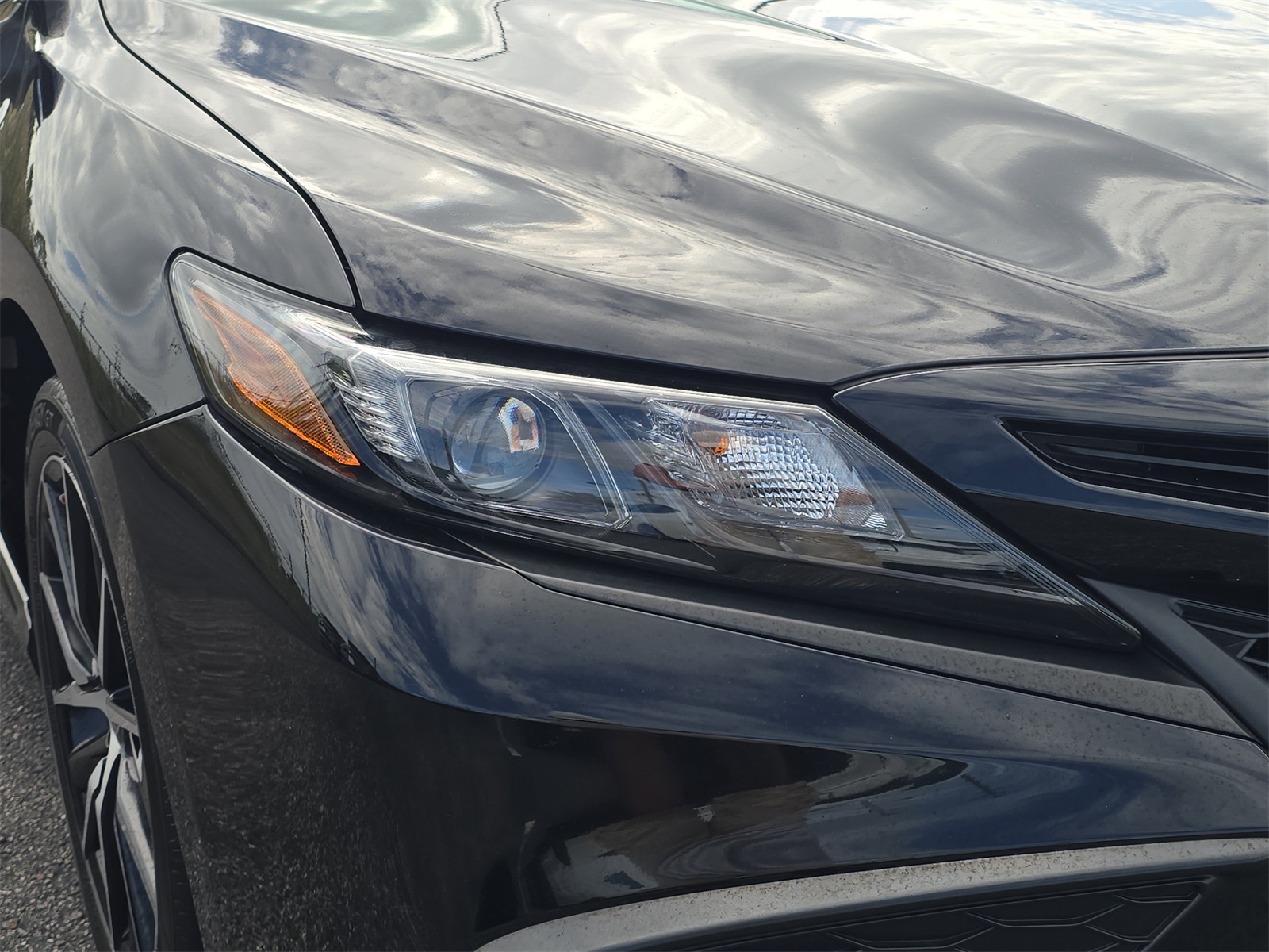 2023 Toyota Camry SE photo 8