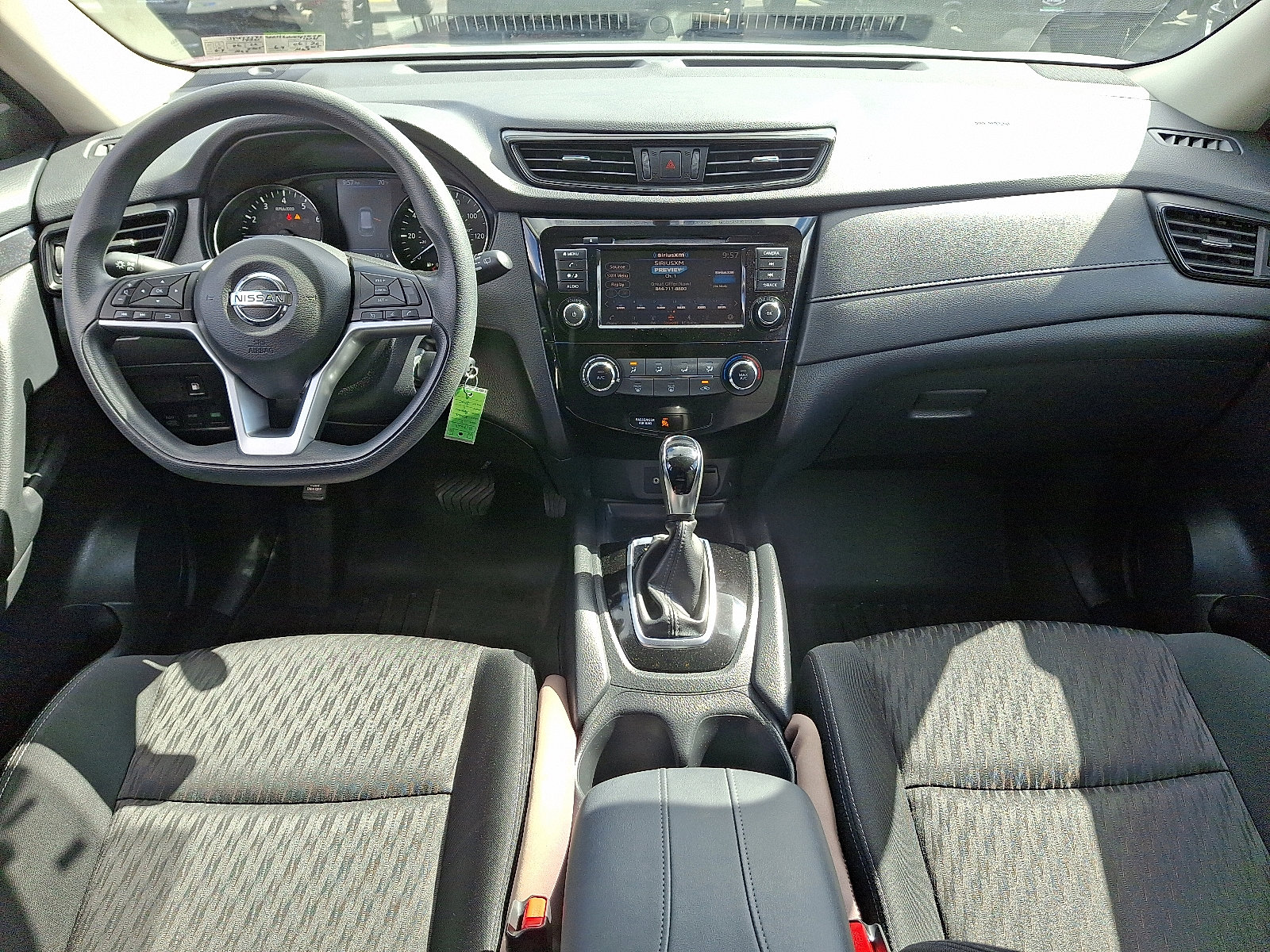 2018 Nissan Rogue S photo 11