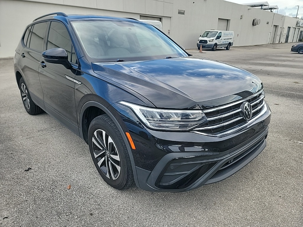 2022 Volkswagen Tiguan S photo 3