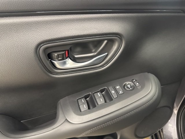 2026 Honda HR-V LX photo 16