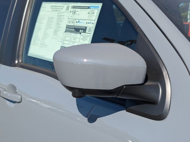 2026 Nissan Frontier Crew Cab PRO-4X photo 11