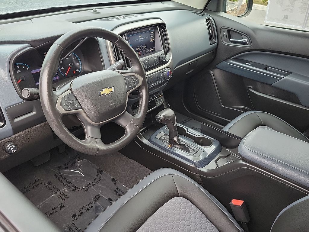 2021 Chevrolet Colorado Z71 photo 3