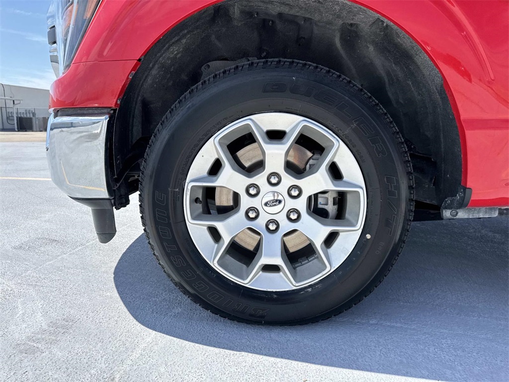 2023 Ford F-150 XLT photo 4