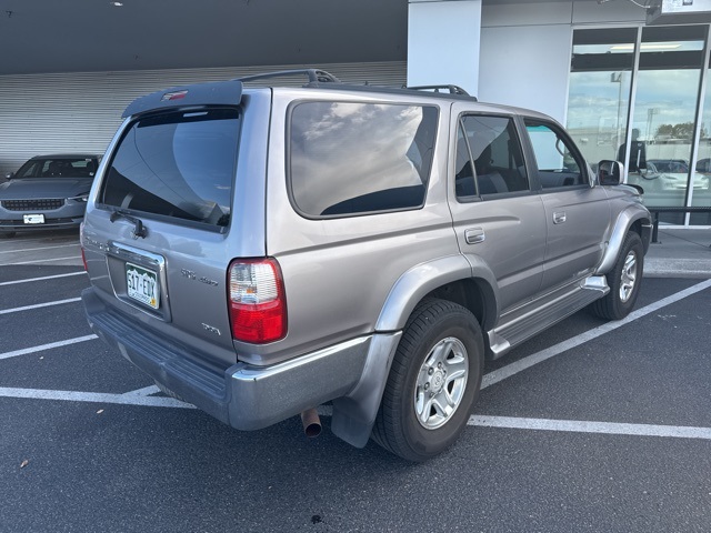 2002 Toyota 4Runner SR5 photo 4