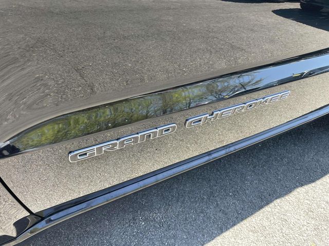 2021 Jeep Grand Cherokee Overland photo 7