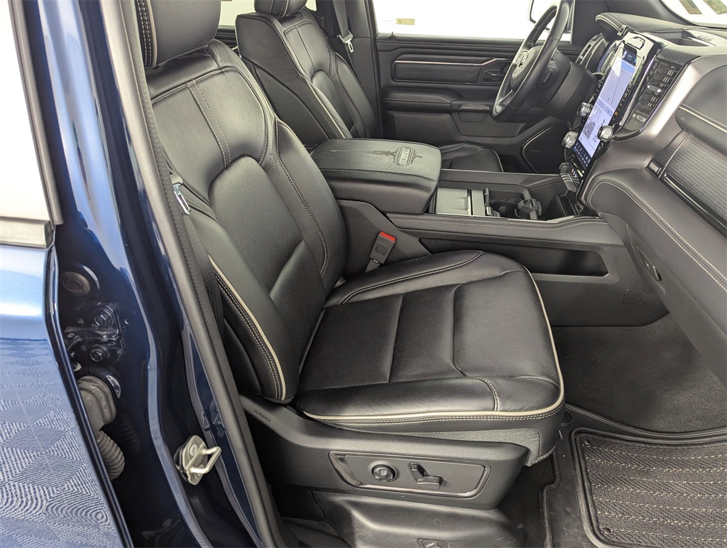 2023 Ram 1500 Limited Night Edition photo 33