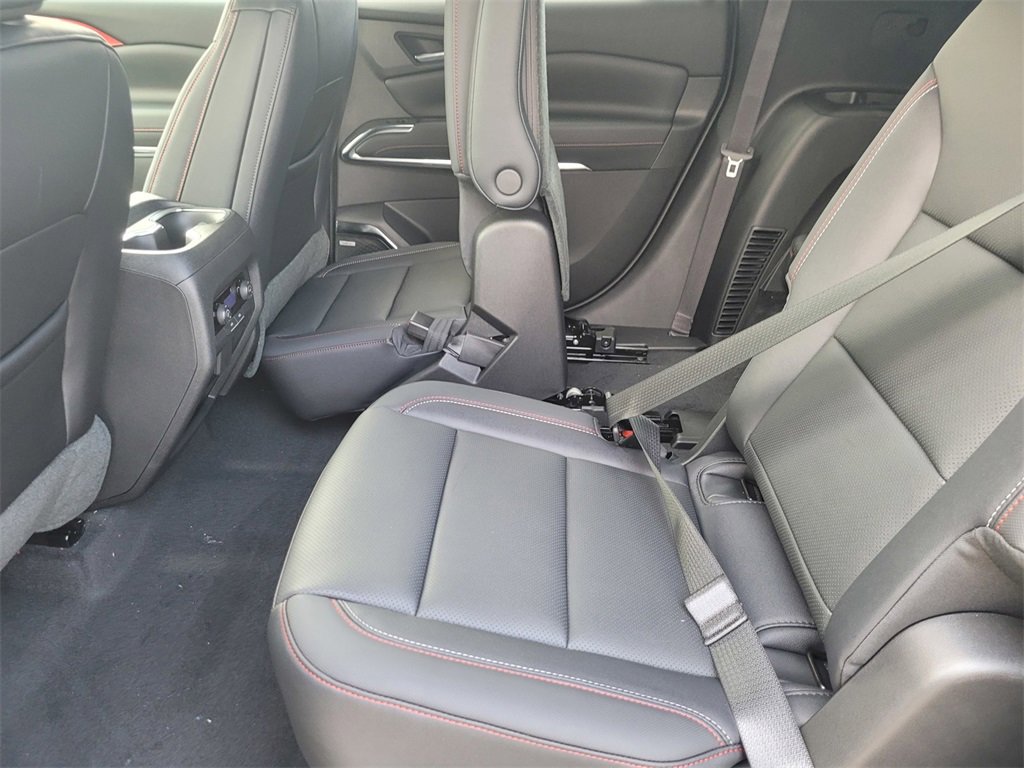 2026 Chevrolet Traverse Z71 photo 8