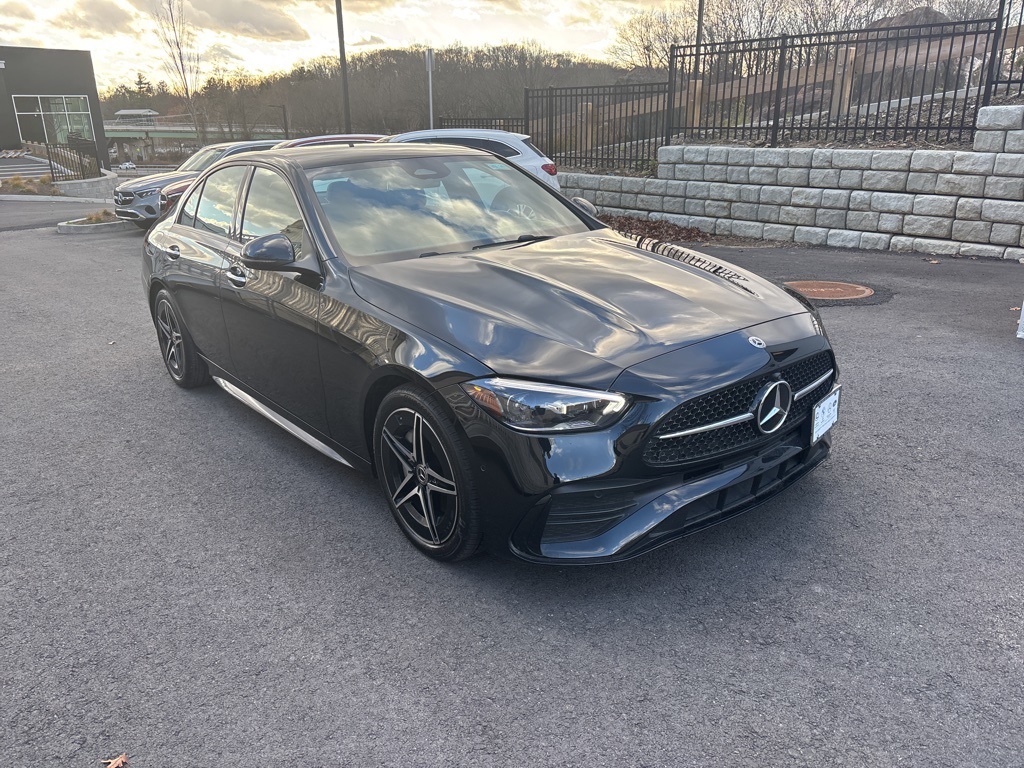 2025 Mercedes-Benz C-Class Sedan C 300's photo