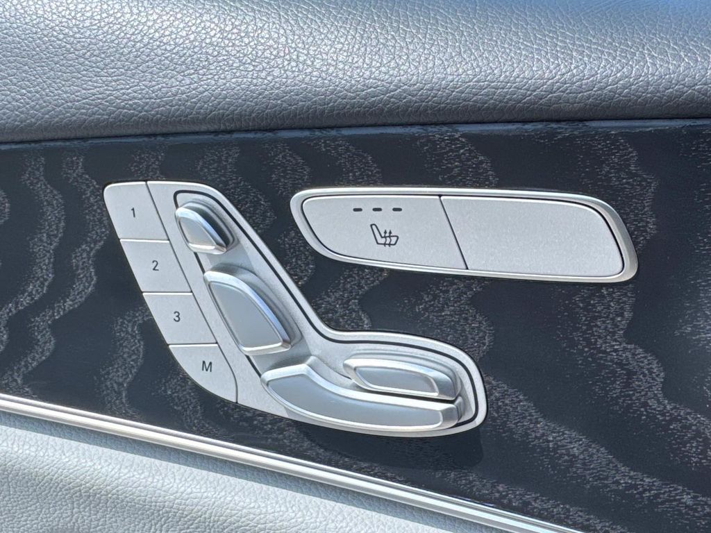 2021 Mercedes Benz E 350 4MATIC photo 24