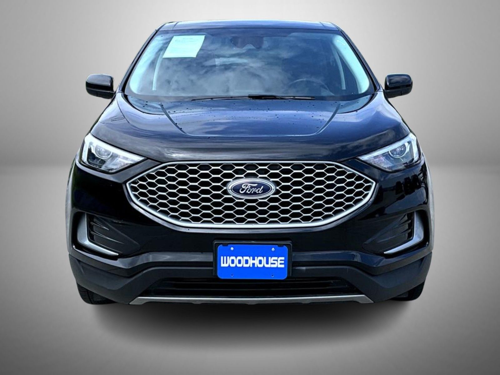 2023 Ford Edge SEL photo 2