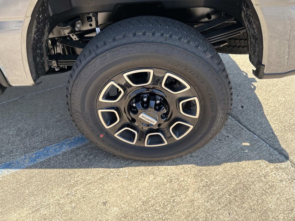 2026 Ford F-250 photo 27