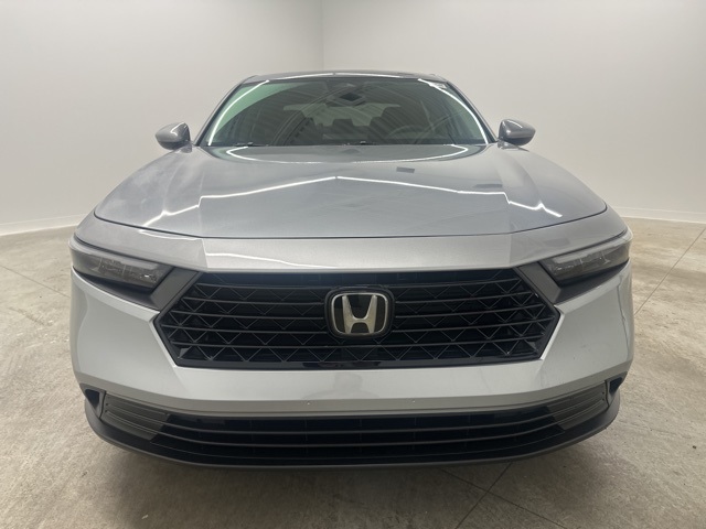 2023 Honda Accord LX photo 2