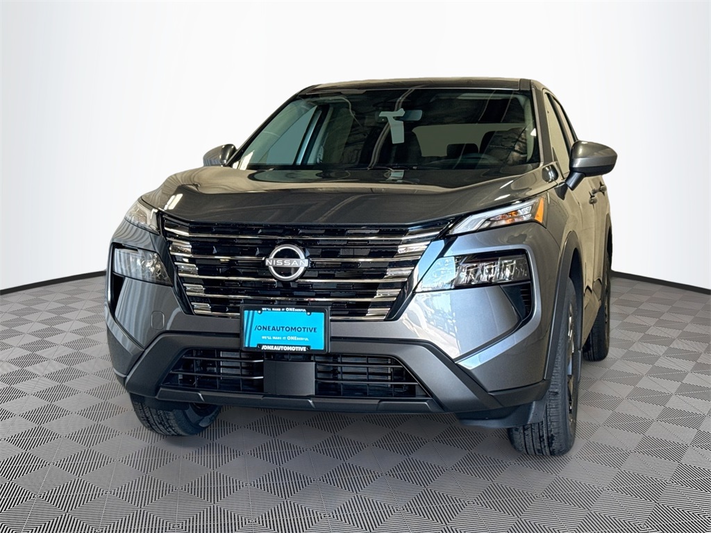 2026 Nissan Rogue SV's photo