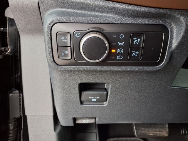 2024 Ford Bronco Outer Banks photo 16