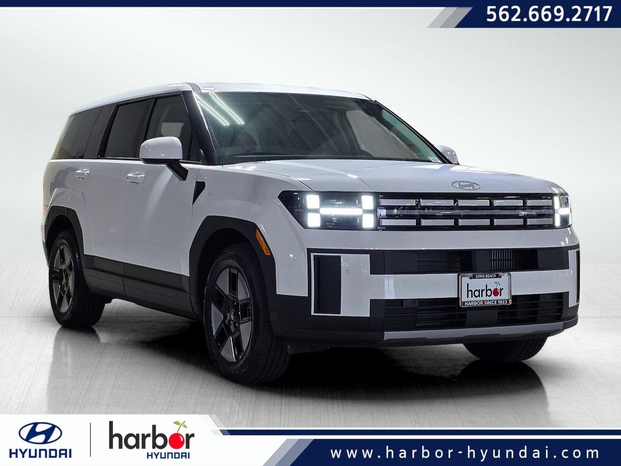 2026 Hyundai Santa Fe SE's photo