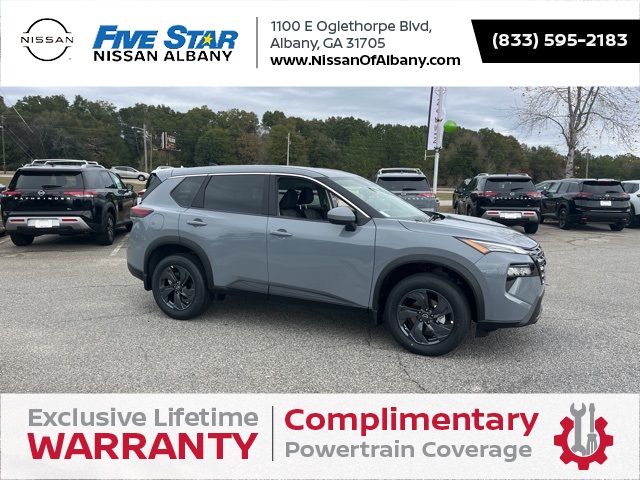 2026 Nissan Rogue SV's photo