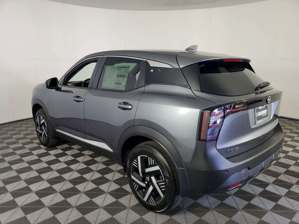 2025 Nissan Kicks SV photo 4