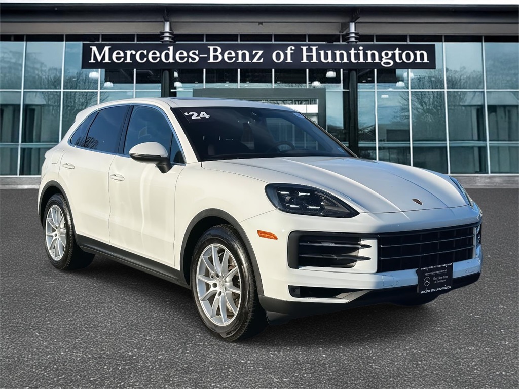 2024 Porsche Cayenne Base