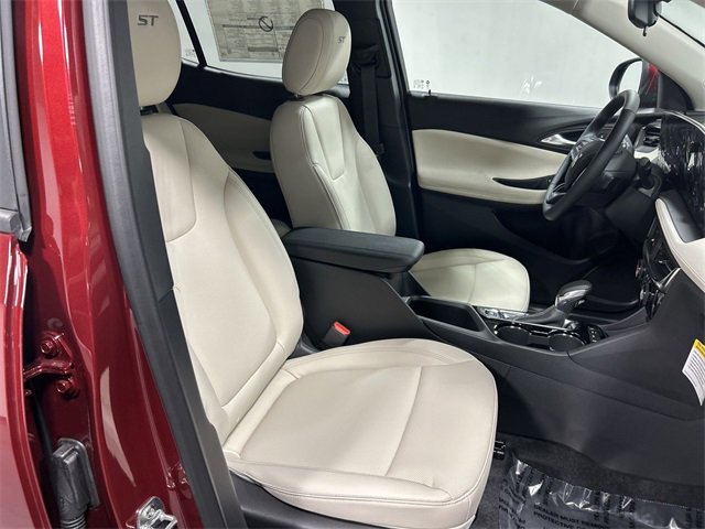 2025 Buick Encore GX Sport Touring photo 22
