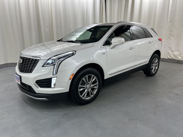 2022 Cadillac XT5 Premium Luxury photo 2