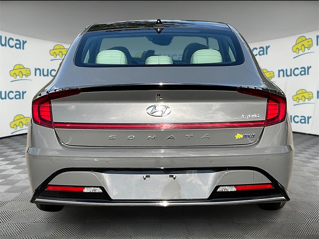 2022 Hyundai Sonata Hybrid Limited photo 5