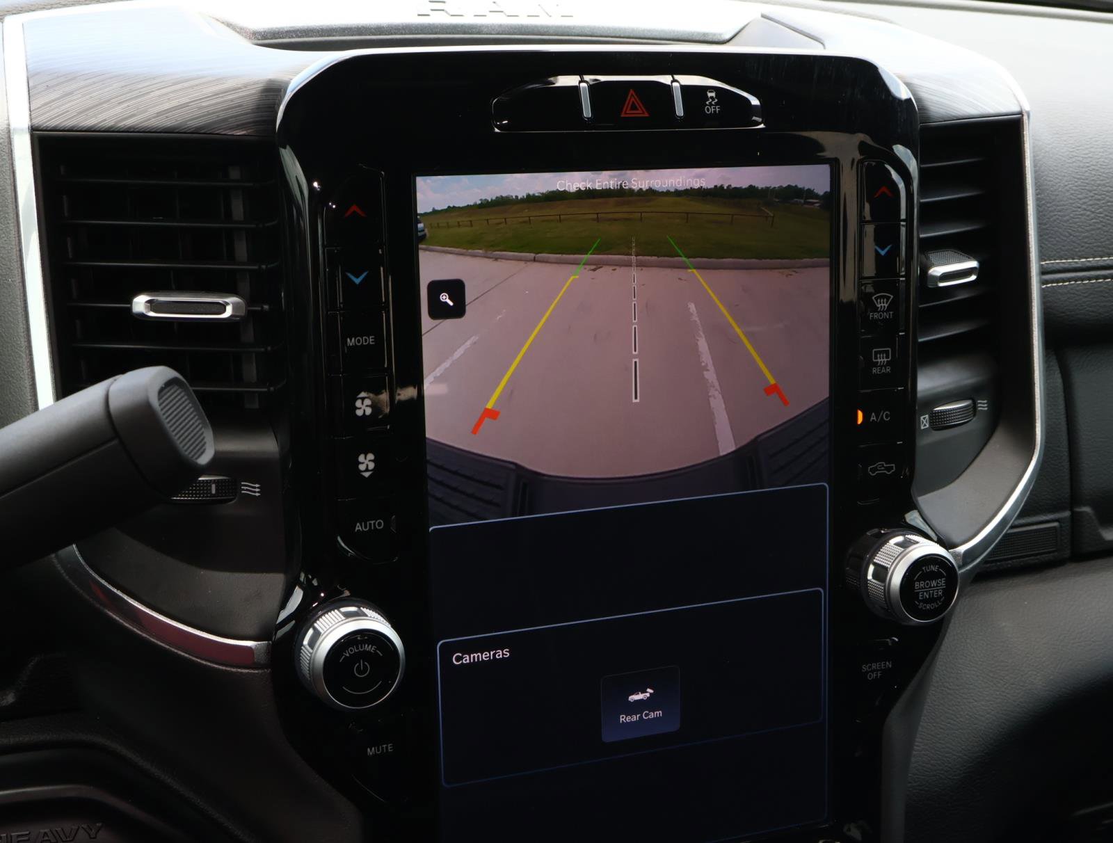 2024 Ram 2500 Laramie photo 27