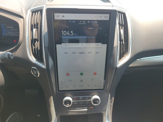 2024 Ford Edge Titanium photo 7