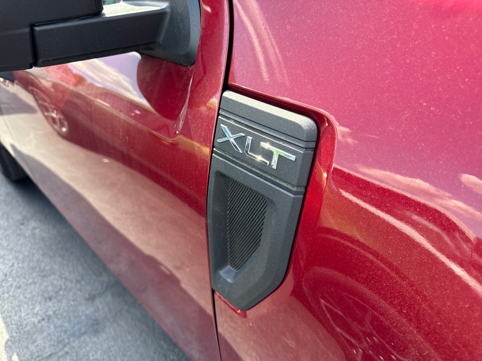 2025 Ford Maverick XLT photo 3