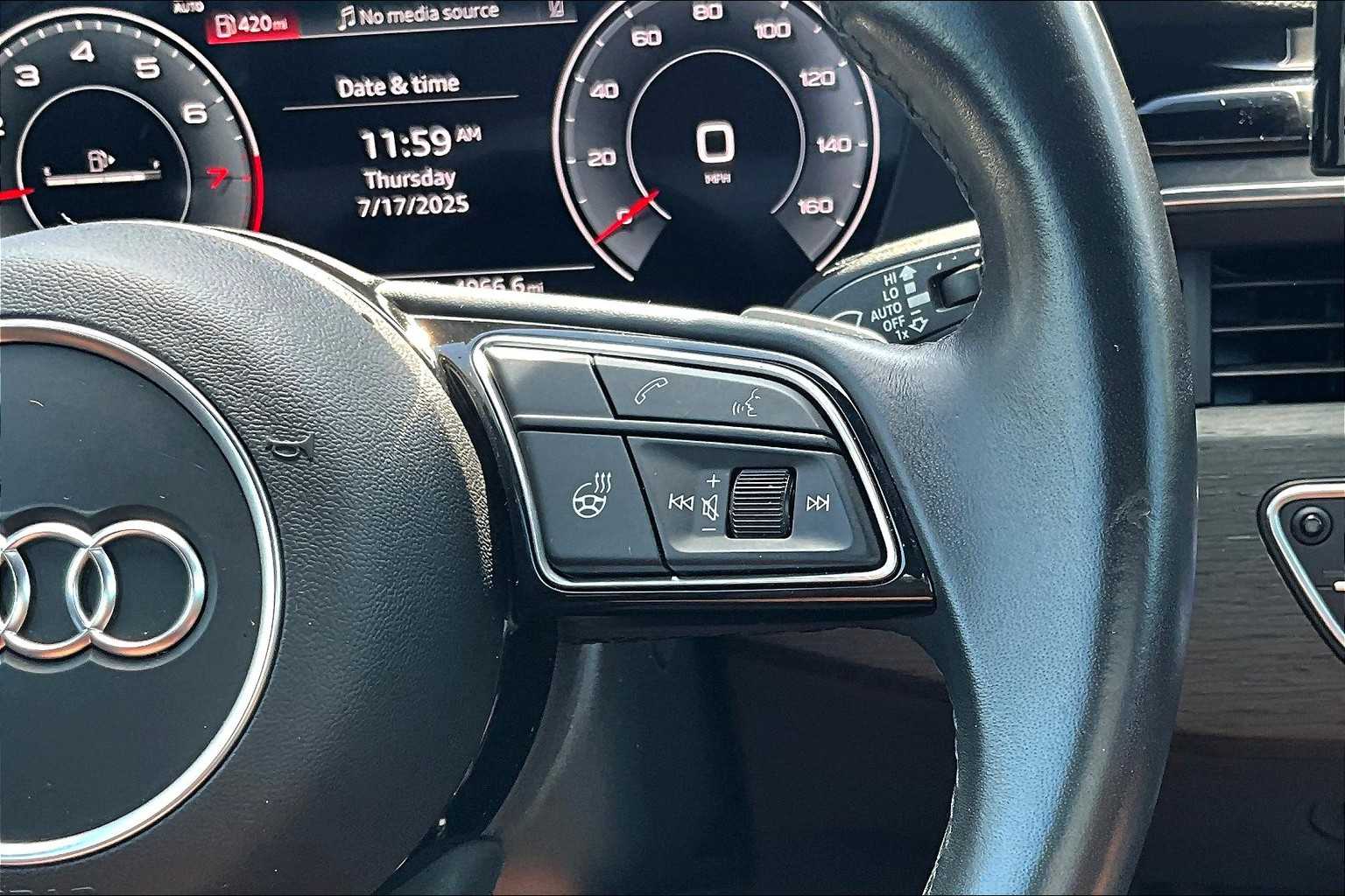 2022 Audi A4 S line Quattro Premium Plus photo 23