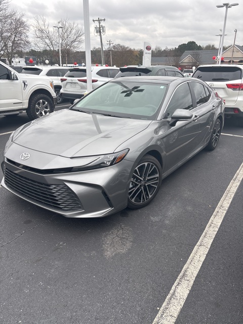 2025 Toyota Camry XLE