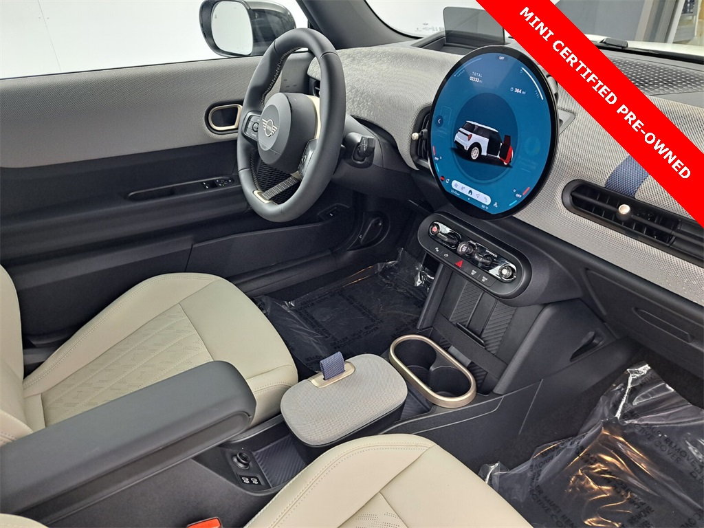2025 Mini Cooper 2 Door Hardtop Signature photo 14