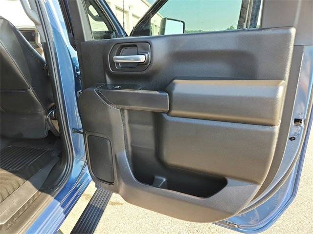 2024 Chevrolet Silverado 2500HD Custom photo 20