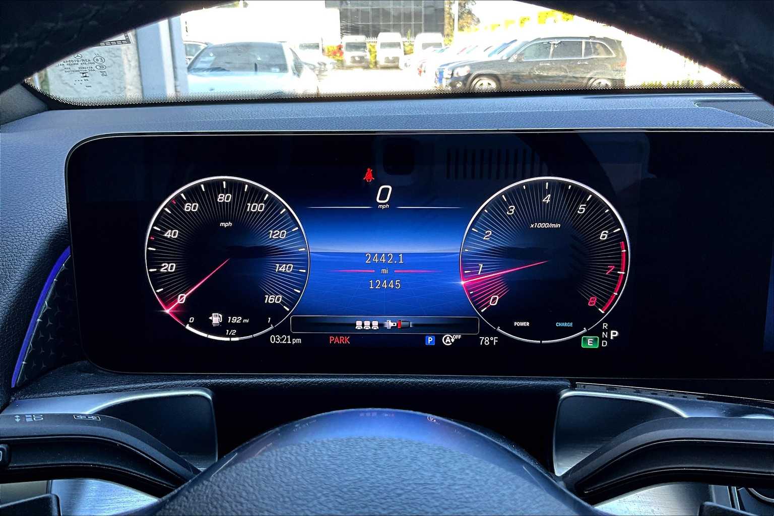 2024 Mercedes Benz GLB 250 photo 25