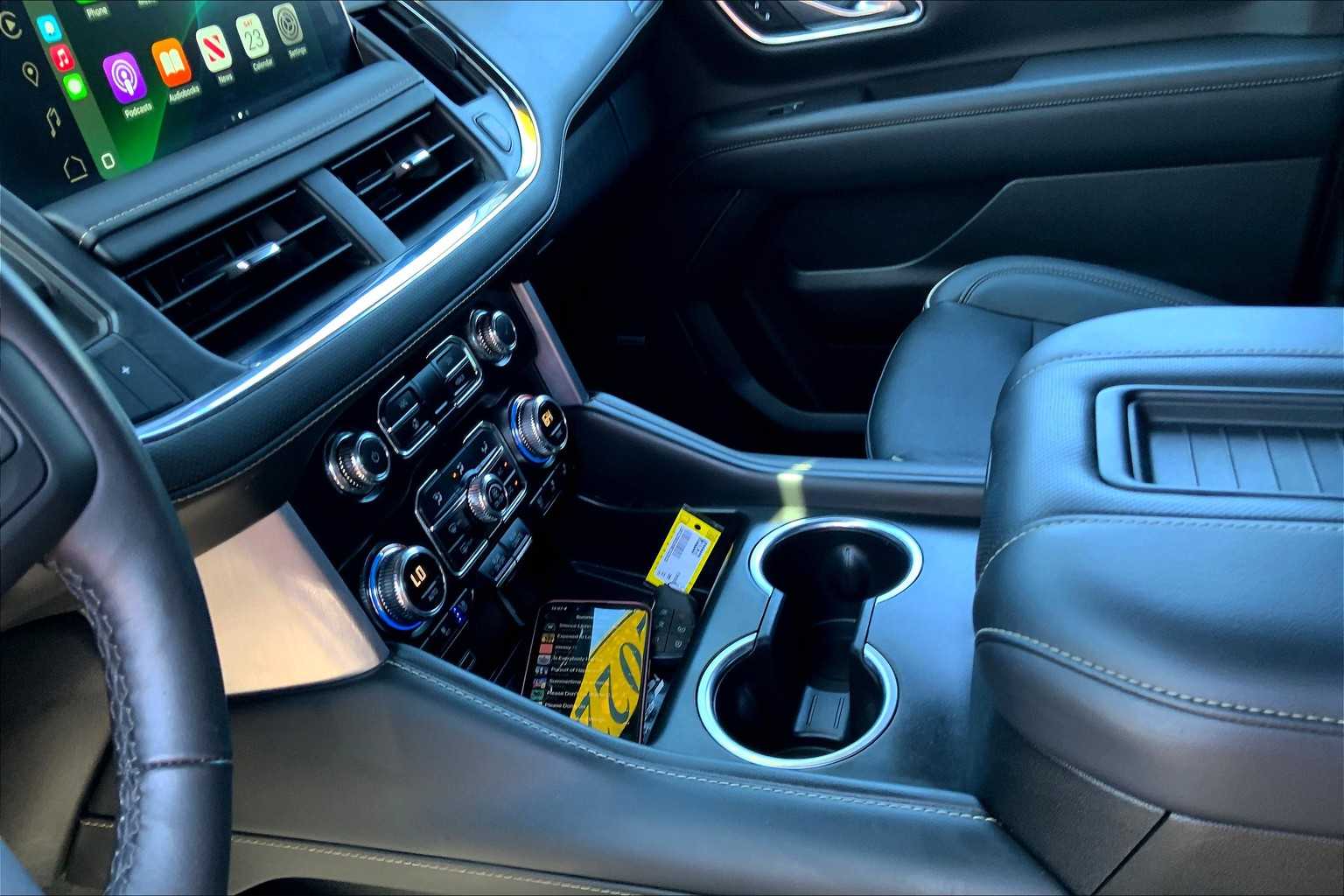 2022 Gmc Yukon XL SLT photo 14