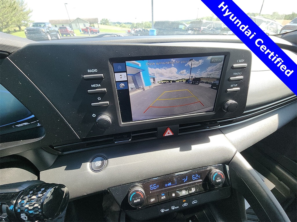 2025 Hyundai Elantra SEL Sport photo 16