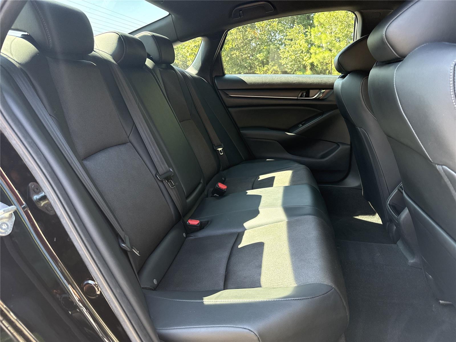 2022 Honda Accord Sport photo 22