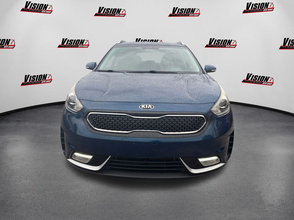 2017 Kia Niro EX photo 2