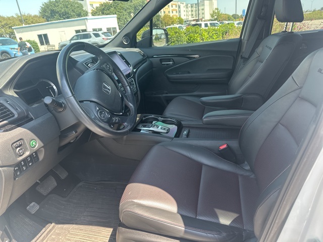 2022 Honda Ridgeline Black Edition photo 5