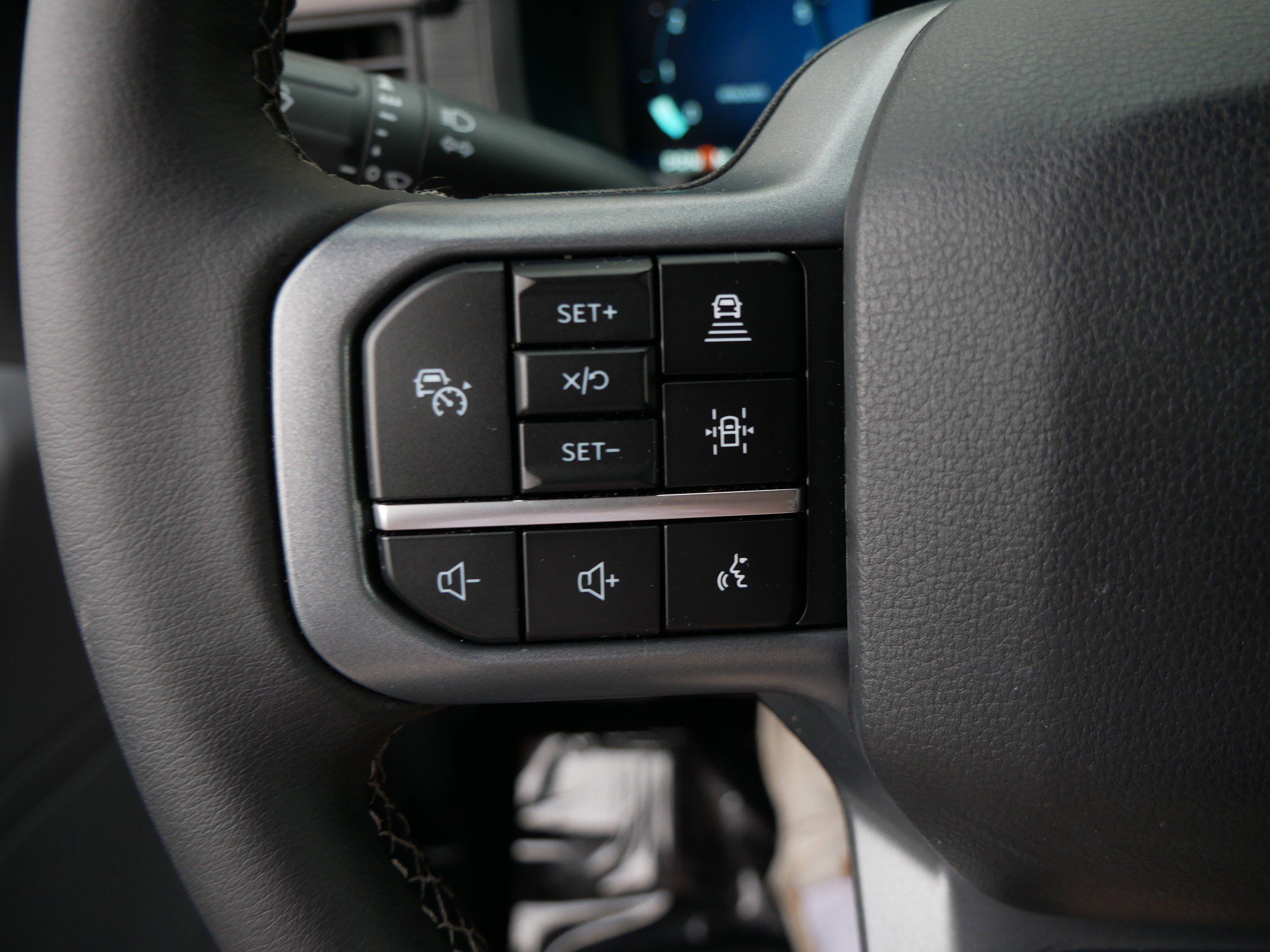 2024 Ford F-150 XLT photo 28