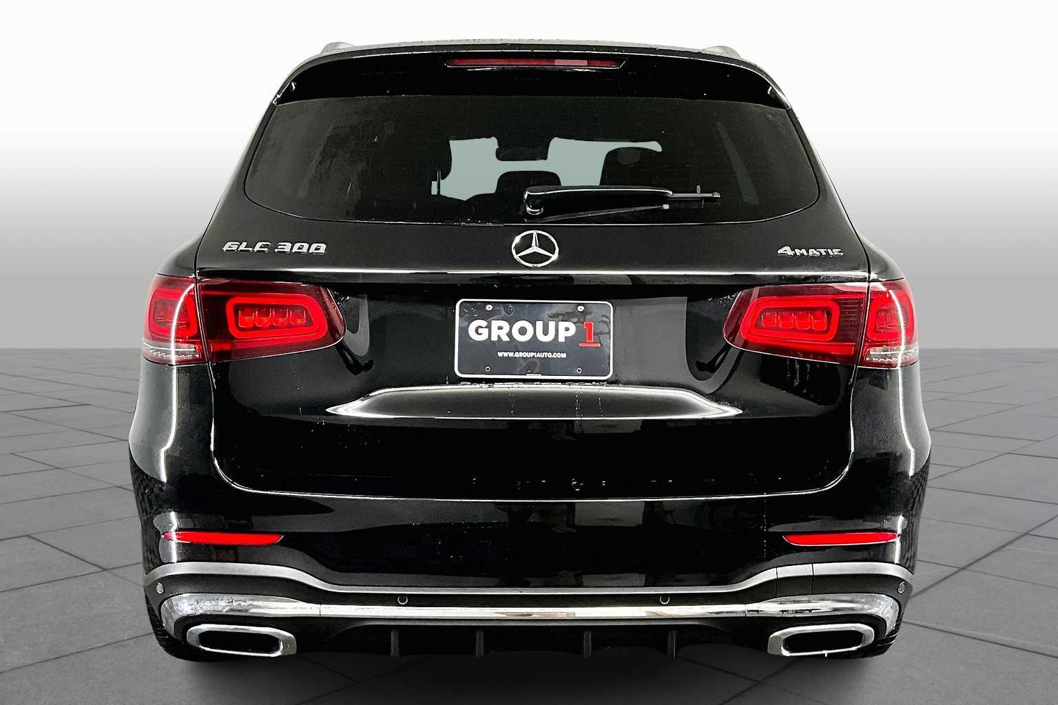 2022 Mercedes Benz GLC 300 4MATIC photo 4