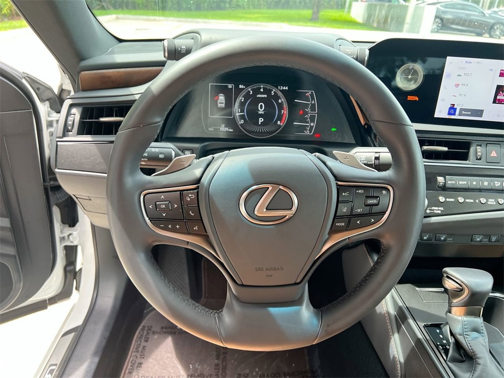 2024 Lexus ES 350 Premium photo 12