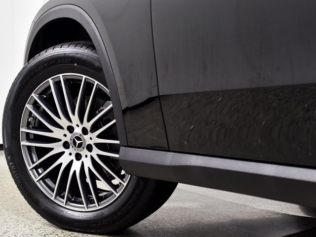2026 Mercedes Benz GLC 300 photo 6