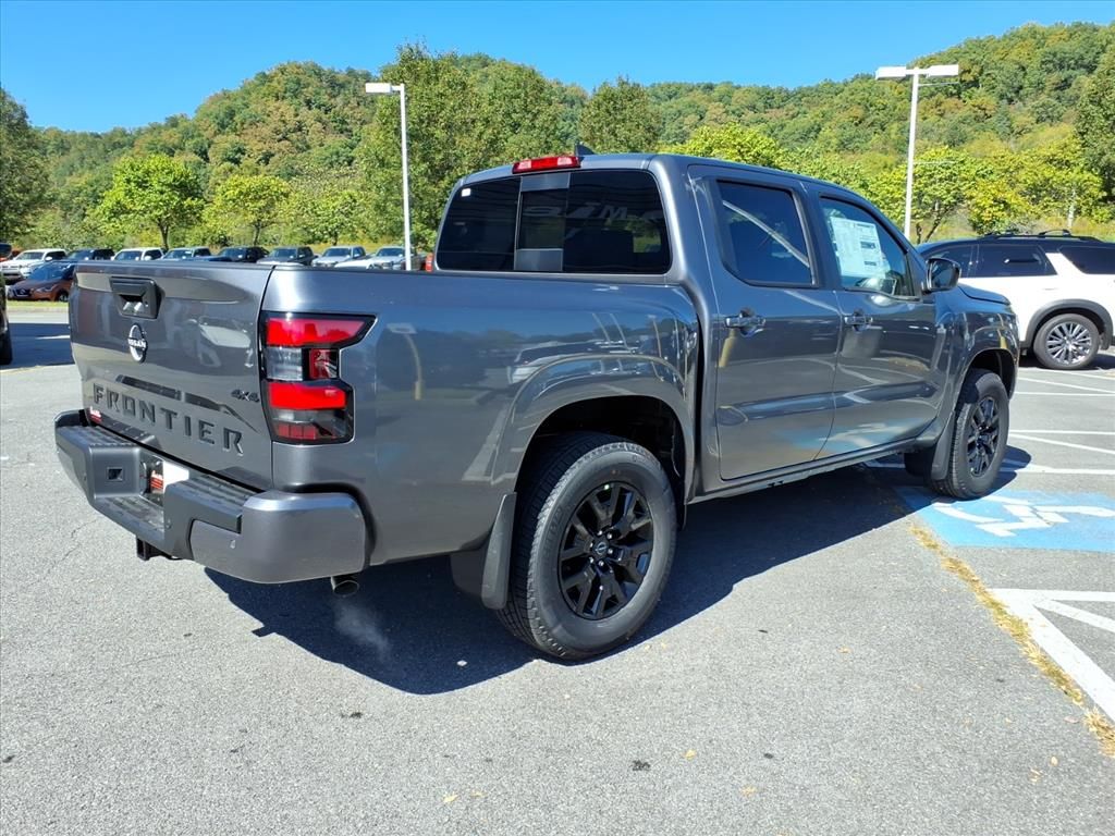 2026 Nissan Frontier SV photo 3