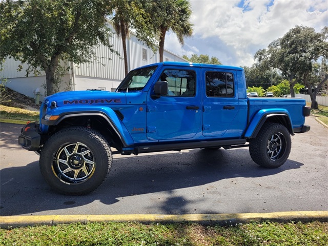 2022 Jeep Gladiator Mojave photo 3