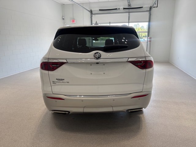 2024 Buick Enclave Essence photo 4
