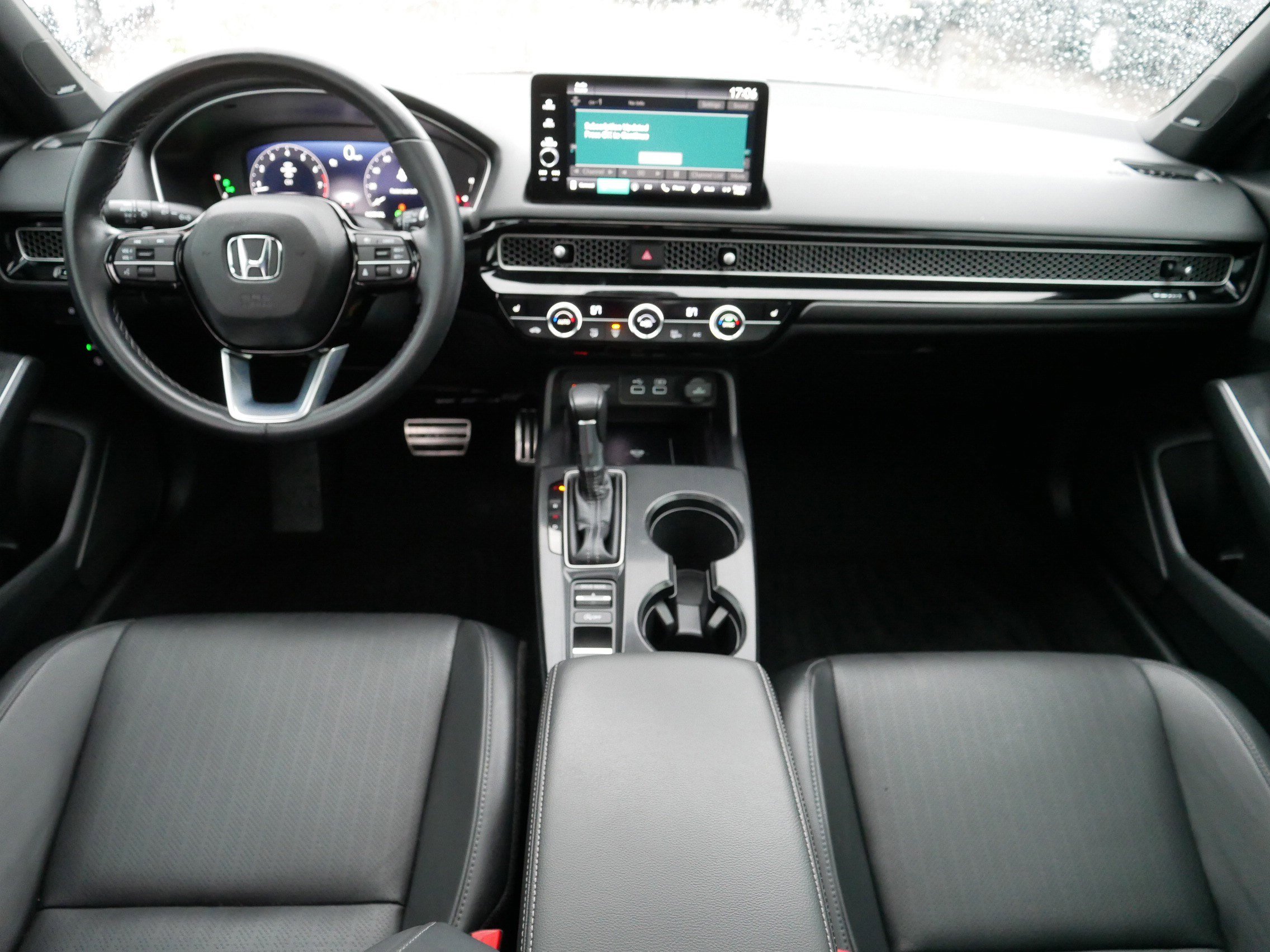 2023 Honda Civic Hatchback Sport Touring photo 8