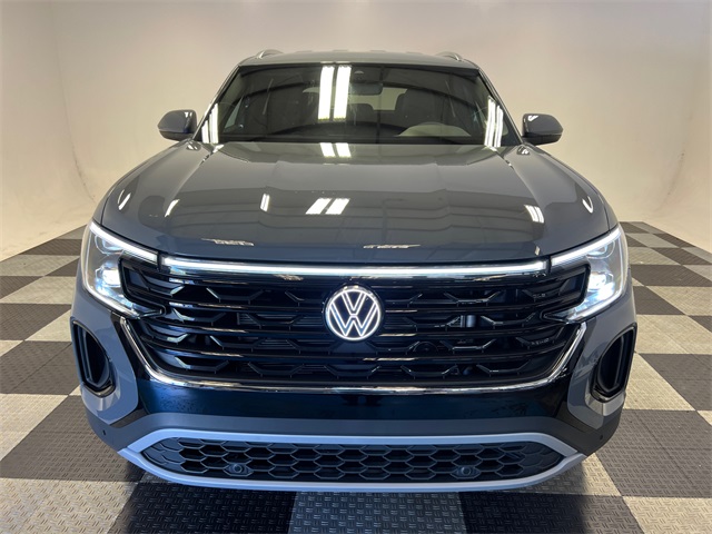 2026 Volkswagen Atlas Cross Sport SE Technology photo 2
